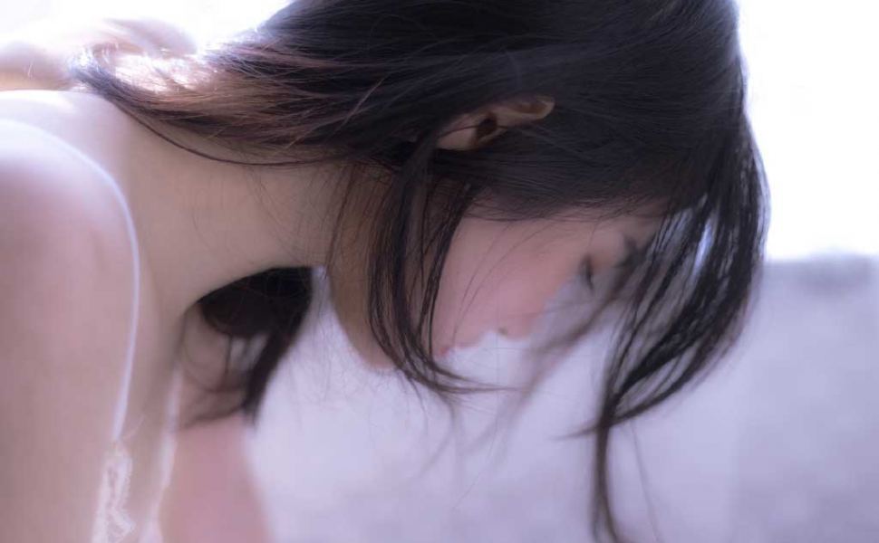 女神变女仆？吉林松花湖形象大使冠军李尚格“金主服务”视频炸裂全网，人设碎一地！
